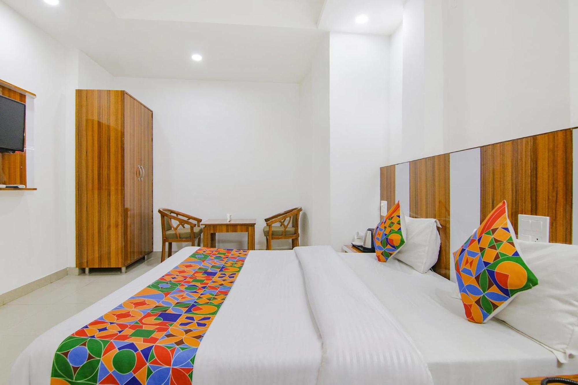 Fabhotel Gp Royal Chandīgarh Dış mekan fotoğraf